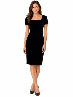 Vintage Y2K Maggy London Black Velvet Sheath Dress Size 8 Short Sleeve Midi